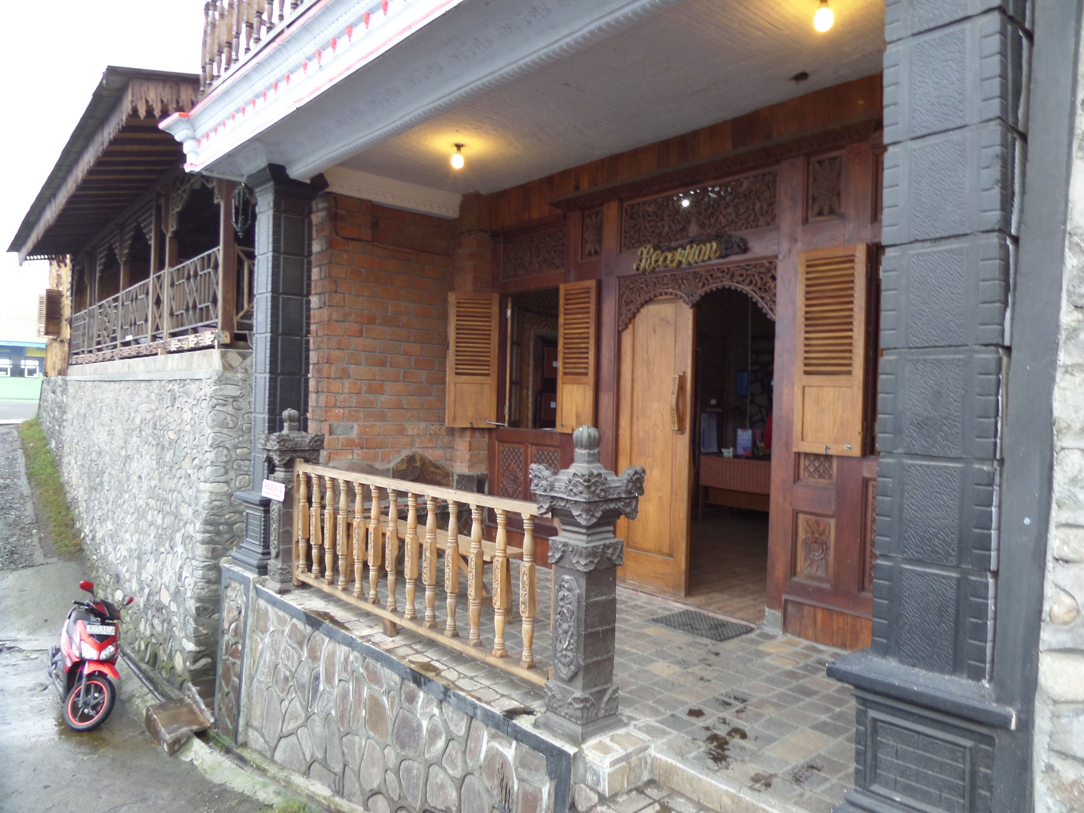 gallery8